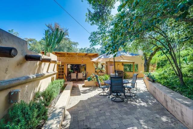 1511 Alpine Terrace Rd, Alpine CA: https://media.crmls.org/mediaz/4411ade8-a252-452b-8335-14135b00328b.jpg