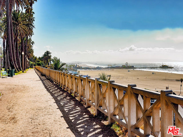 1431 Ocean Avenue, Santa Monica CA: https://media.crmls.org/mediaz/4412bb48-a244-41b1-8ee2-d24578b403b1.jpg