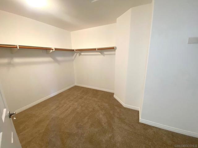 5517 Rabbit Ridge Road, San Diego CA: https://media.crmls.org/mediaz/44130c27-db25-400a-bbe9-066ad19a0aa7.jpg