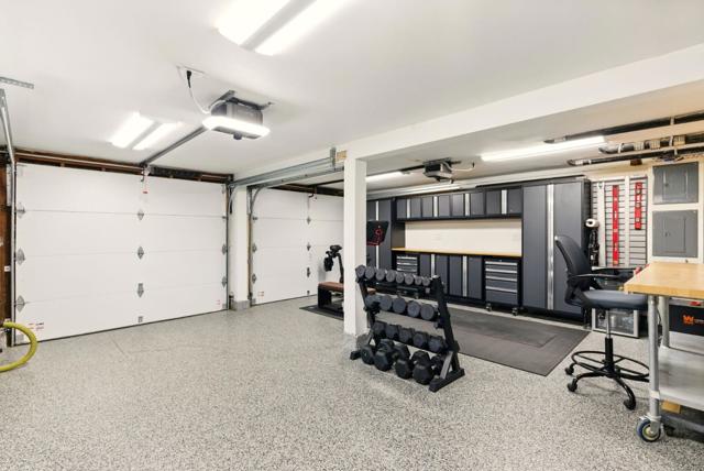 240 Bancroft Road, Burlingame CA: https://media.crmls.org/mediaz/441368b5-7cd2-4a97-bd33-0999989514b3.jpg