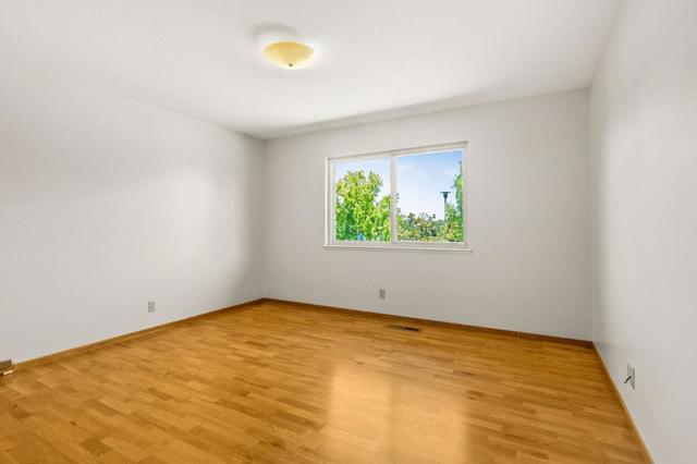 1387 Hillcrest Drive, San Jose CA: https://media.crmls.org/mediaz/44147c57-a94c-4562-af6e-a454d988f58f.jpg