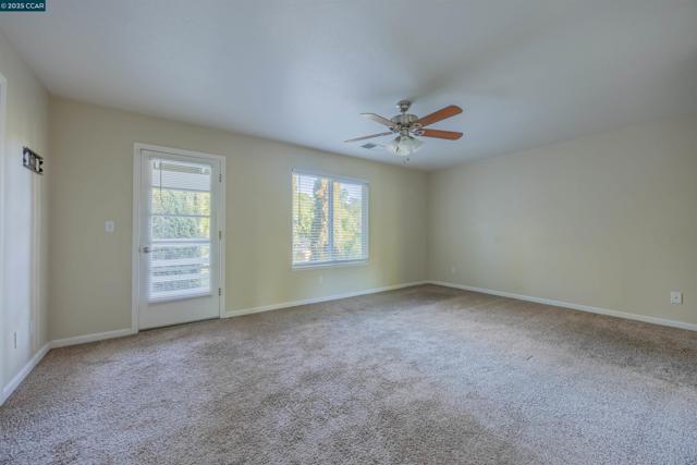 320 Miranda Ln, Alamo CA: https://media.crmls.org/mediaz/44151412-4203-4702-a42e-cc31a591037f.jpg
