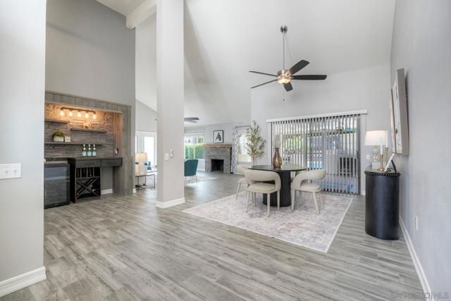 17240 Cuvee Ct, Poway CA: https://media.crmls.org/mediaz/4415c932-e386-4b91-a340-a5155107c6c9.jpg