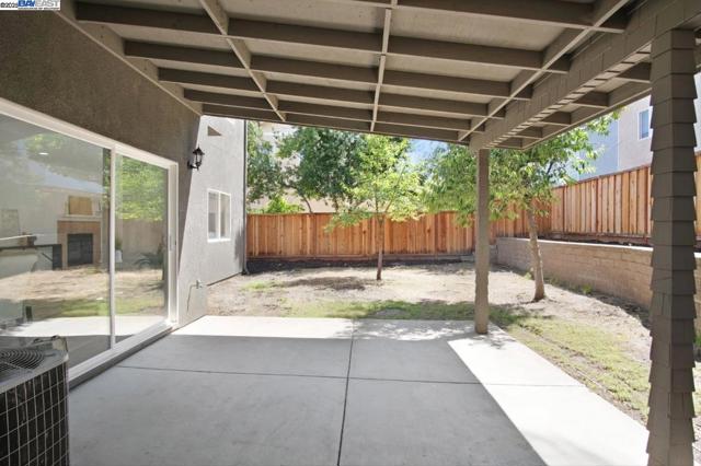 4135 Keepsake Ct, Tracy CA: https://media.crmls.org/mediaz/44166696-3c35-471f-88be-996cbb4ce96a.jpg