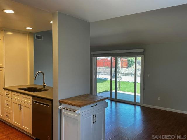 10017 Woodrose Ave, Santee CA: https://media.crmls.org/mediaz/4417d230-462b-4312-87ad-d6a00f5f3f34.jpg