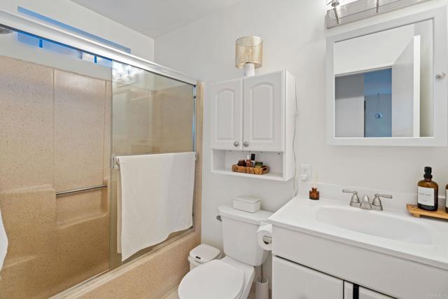 Detail Gallery Image 25 of 43 For 4222 Swift Ave, San Diego,  CA 92104 - 5 Beds | 4 Baths