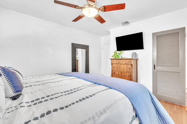 208 Fowler Drive, Monrovia CA: https://media.crmls.org/mediaz/44191795-0db0-4d46-a294-52dcb1adb149.jpg