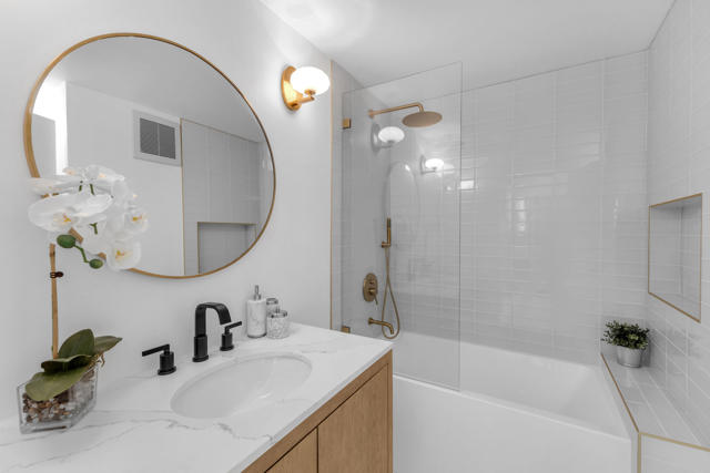 Image 30 of 62 For 555 Roxbury Drive