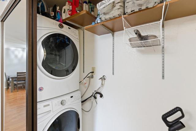 26953 Hayward Blvd, Hayward CA: https://media.crmls.org/mediaz/4419520c-094b-4681-9eae-19c5fd29d1b8.jpg