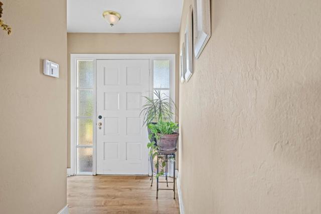 4211 Bolsa Road, Hollister CA: https://media.crmls.org/mediaz/44196bc3-26da-4d0d-8e50-93d2443c7234.jpg