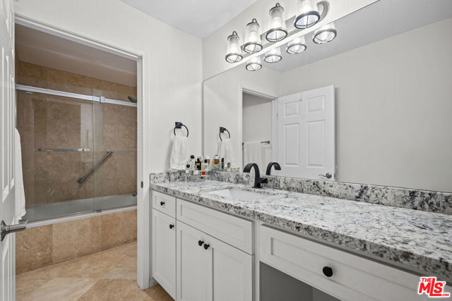 8601 Falmouth Avenue, Playa del Rey CA: https://media.crmls.org/mediaz/441aa477-4e0c-42e2-a8ab-eaf60fc0042b.jpg