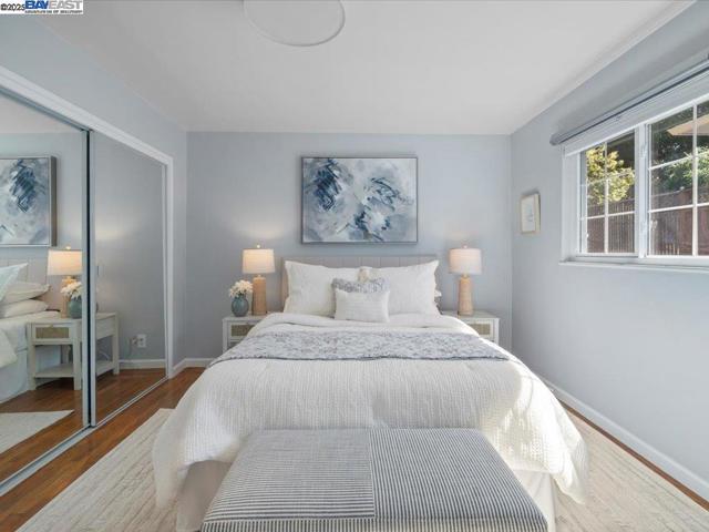 2457 San Carlos Ave, Castro Valley CA: https://media.crmls.org/mediaz/441aaeac-7042-4b11-9c43-786759bbe3de.jpg