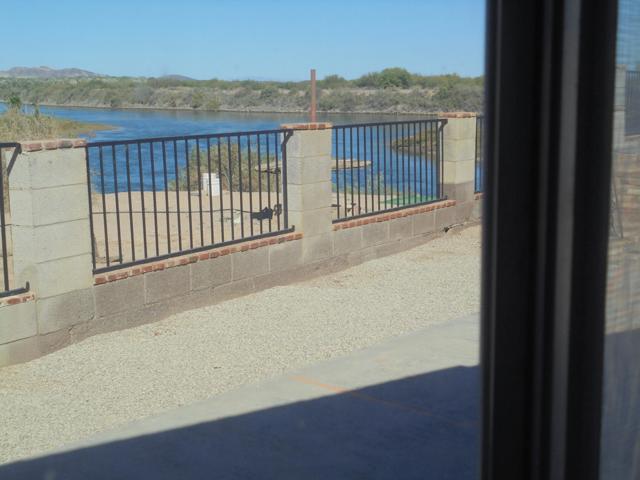 5682 Colorado River Road, Blythe CA: https://media.crmls.org/mediaz/441bb07d-921e-4e18-b756-1aa1e5f79405.jpg