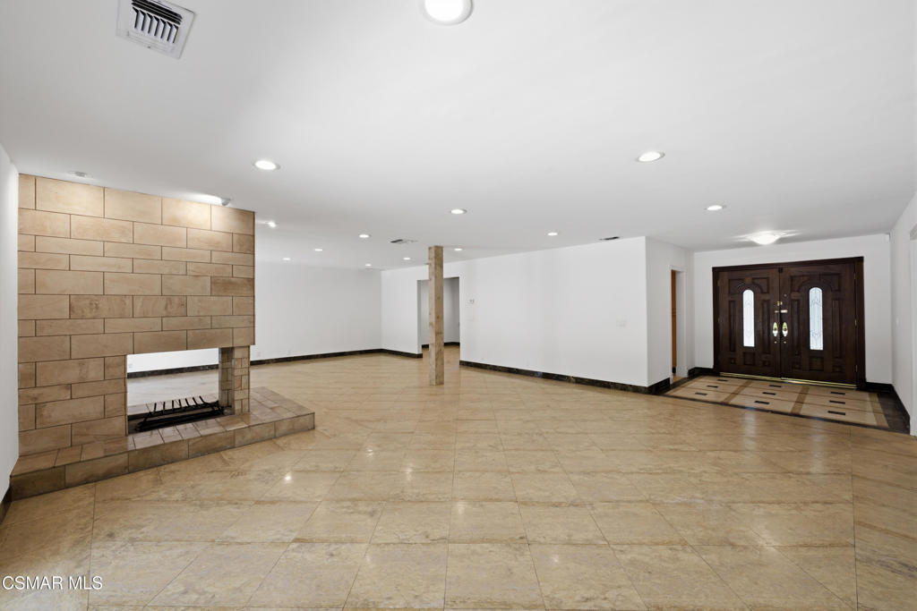 MLS #226003024 image #5