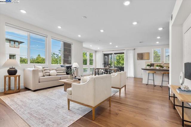 5700 Greige Cir, Dublin CA: https://media.crmls.org/mediaz/441cf6ea-e15f-4186-94be-330390c993b4.jpg