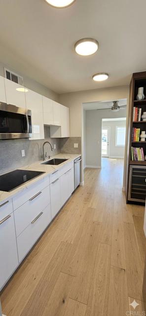 Detail Gallery Image 6 of 8 For 443 W Hamilton Ave, El Centro,  CA 92243 - 3 Beds | 2 Baths