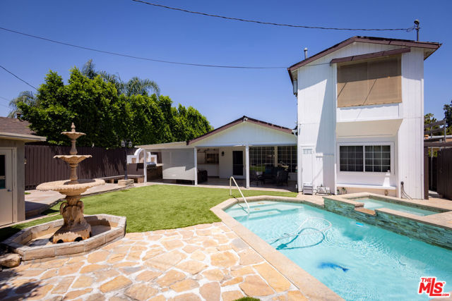 6449 Radford Avenue, North Hollywood CA: https://media.crmls.org/mediaz/441d447e-09e2-42cb-89ac-298f832a4a45.jpg