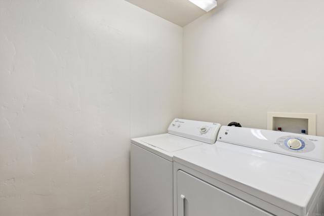 718 Sycamore Avenue, Vista CA: https://media.crmls.org/mediaz/441da413-00cd-48d0-a309-1d22e231b204.jpg