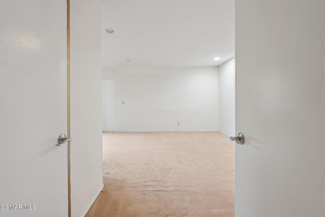 3034 Rollings Avenue, Thousand Oaks CA: https://media.crmls.org/mediaz/441dd207-a83a-4882-9a7c-9e6f7d9f2351.jpg