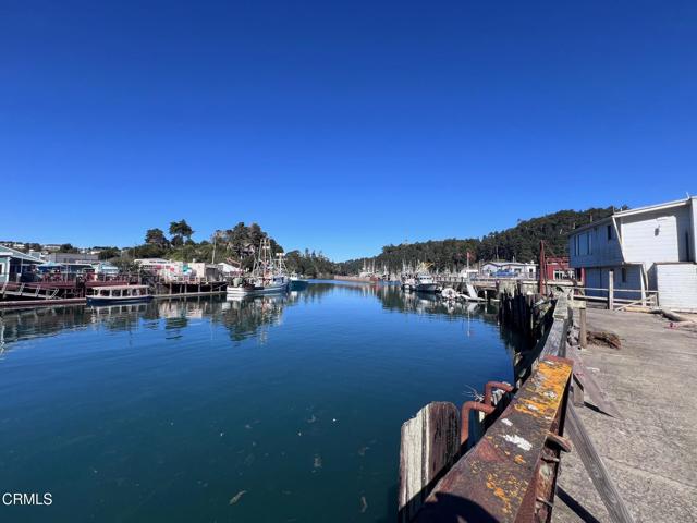 Detail Gallery Image 6 of 25 For 19290 S Harbor Dr, Fort Bragg,  CA 95437 - – Beds | – Baths