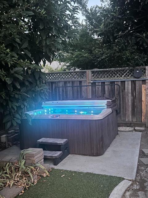 364 Utica Lane, San Jose CA: https://media.crmls.org/mediaz/441e404f-de4d-4d5b-95e6-fc68db74fa81.jpg