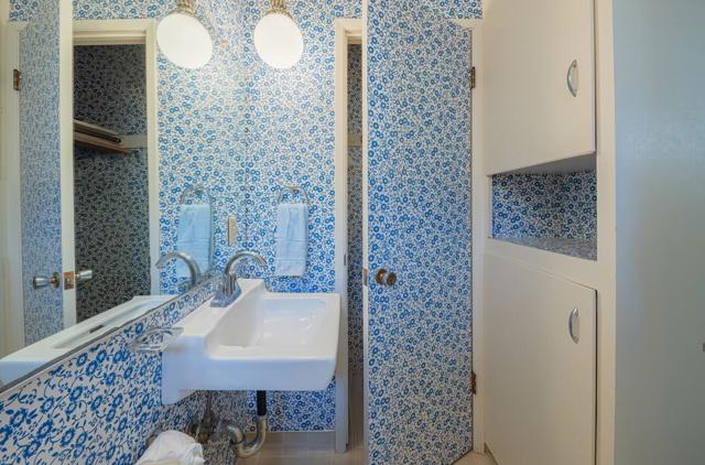 26265 Valley View Avenue, Carmel CA: https://media.crmls.org/mediaz/441f6960-99f4-4274-a86e-19f440c6f872.jpg