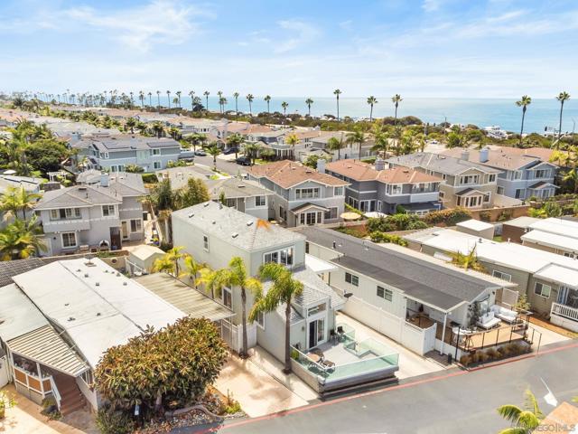 6550 Ponto Dr, Carlsbad CA: https://media.crmls.org/mediaz/44205b26-8501-4073-b17e-931374078e6a.jpg