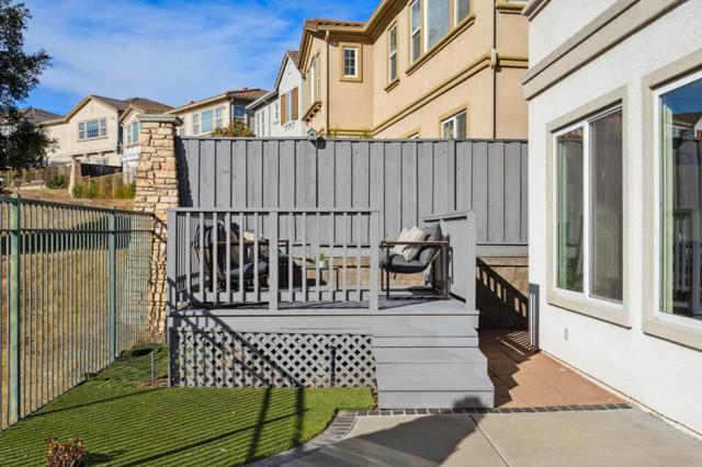 4986 Grayhawk Court, Dublin CA: https://media.crmls.org/mediaz/44215e7f-a694-4605-8747-4412b8626c54.jpg