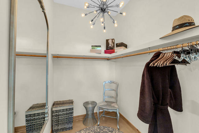 53945 Eisenhower Drive, La Quinta CA: https://media.crmls.org/mediaz/4421d7b8-c6a6-4d48-82d8-0cd24b1237b9.jpg