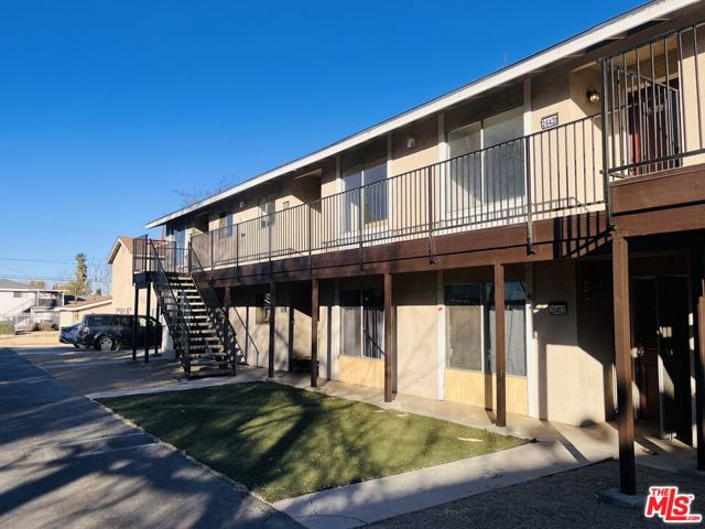 Image 8 of 10 For 26416 San Jacinto Street 26416