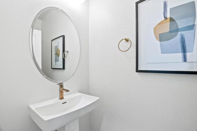 927 Woodside Road, Redwood City CA: https://media.crmls.org/mediaz/442309c9-be59-4bf6-b1c4-42cb653f44fa.jpg