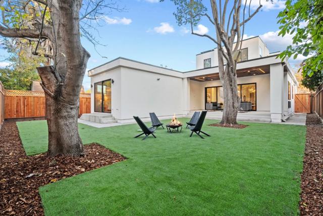 700 Farley Street, Mountain View CA: https://media.crmls.org/mediaz/44234bbd-b972-43b1-9a6a-9888a8fcc07e.jpg