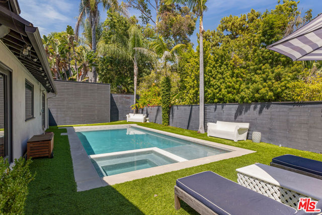 2770 La Castana Drive, Los Angeles CA: https://media.crmls.org/mediaz/44240ca3-d2f2-4341-9ac0-b50060d22d50.jpg
