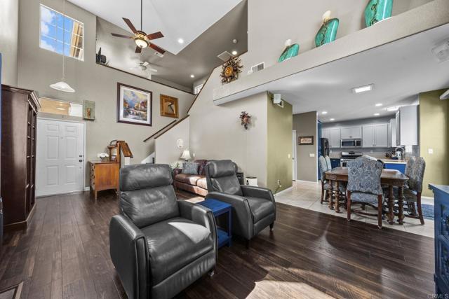 Image 4 of 40 For 1361 Sunhaven Road