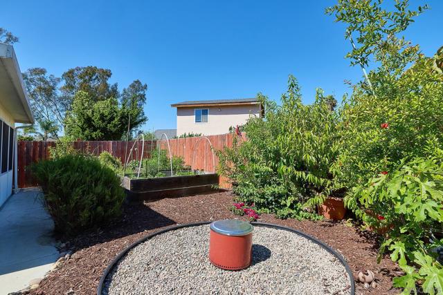 12835 Reo Real Dr, Poway CA: https://media.crmls.org/mediaz/442812be-b5c0-4895-a87b-87f882567ac5.jpg