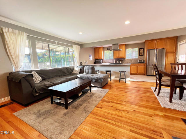 3058 Cloudcrest Road, La Crescenta CA: https://media.crmls.org/mediaz/442ada95-8ed3-400e-ab6e-377ac2eb7e88.jpg