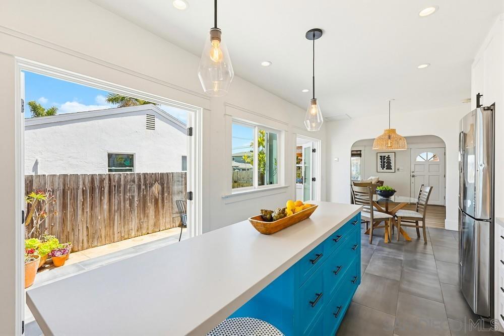 2064 Venice Street - photo 17