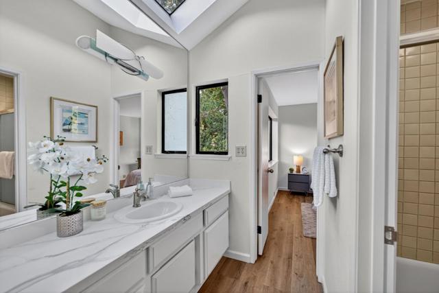 15098 Elm, Monte Sereno CA: https://media.crmls.org/mediaz/442bb206-a22b-432b-a0a0-3f63e2345c20.jpg