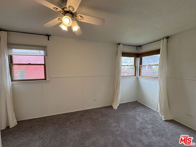 2437 Granville Avenue, Los Angeles CA: https://media.crmls.org/mediaz/442bde7b-1927-4b11-afce-1e195da1ae45.jpg