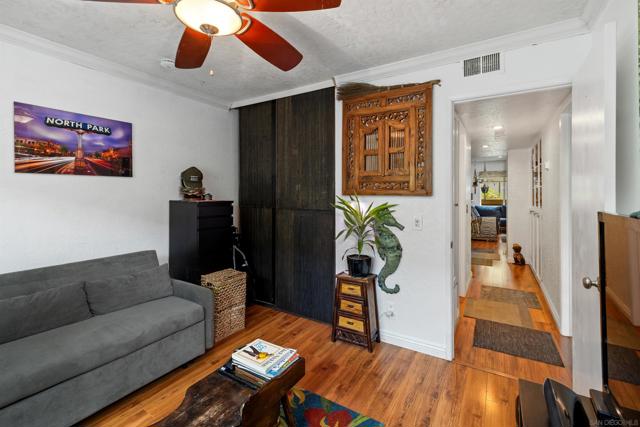 4184 33rd St, San Diego CA: https://media.crmls.org/mediaz/442cceb4-aa1a-4075-ba99-ecf74af0e81e.jpg