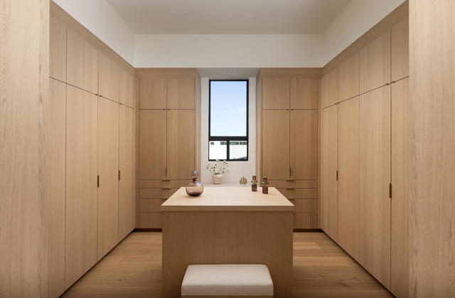 Image 25 of 50 For 3 Sanctuary Way