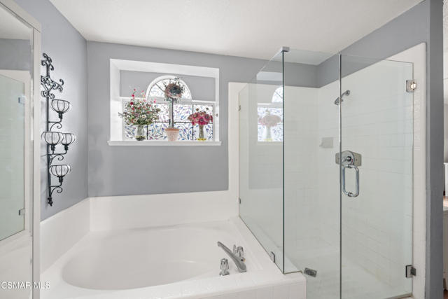 680 Sedgeworth Court, Simi Valley CA: https://media.crmls.org/mediaz/442cefd1-5a26-4c19-a39b-7b57a94bbf6a.jpg