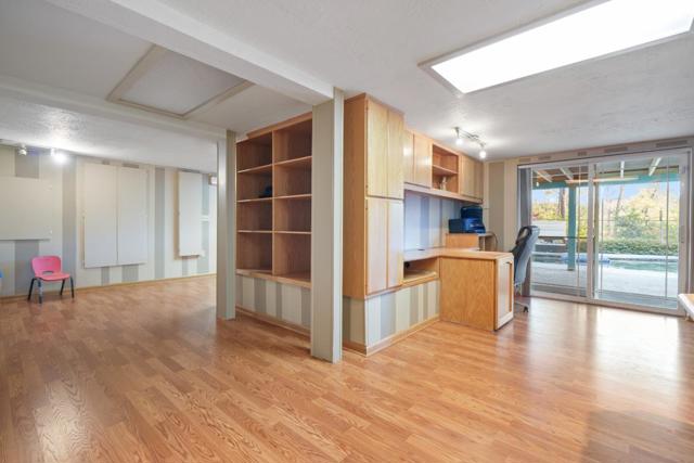 13289 Moccasin Lane, Shasta Lake CA: https://media.crmls.org/mediaz/442d60f4-7d62-47b4-9b05-06c8bd8da9c2.jpg