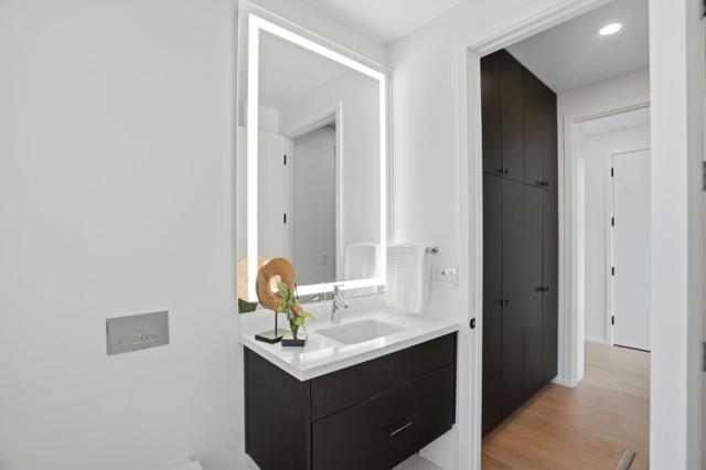 Image 29 of 55 For 3012 Vistamont Drive