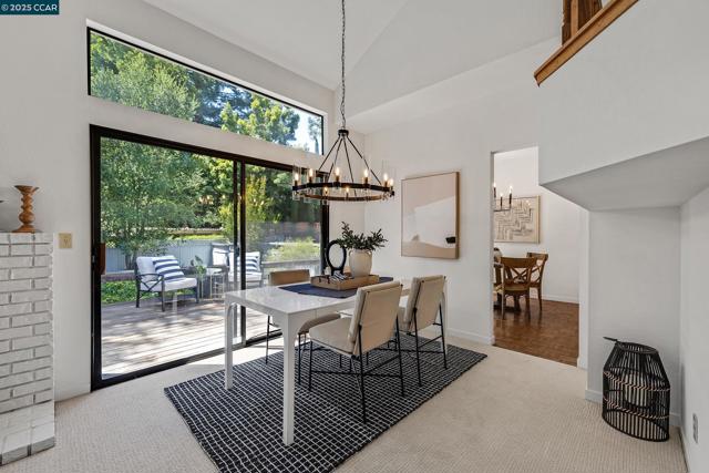 205 Kingswood Ct, Danville CA: https://media.crmls.org/mediaz/442de6bb-0cdb-44c1-ac9d-e6ed200bee0e.jpg