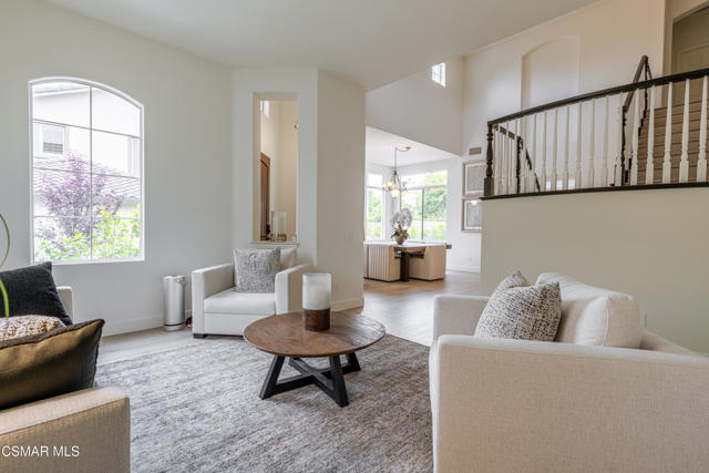 5314 Via Dolores, Newbury Park CA: https://media.crmls.org/mediaz/44304b9d-b0f6-4a23-994b-cd9b87d2e12e.jpg