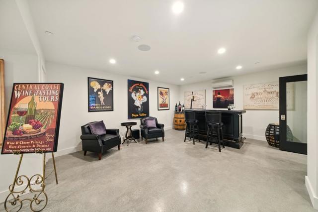 830 Bromfield Road, San Mateo CA: https://media.crmls.org/mediaz/44307ac5-335d-4e42-bf51-1b1db66eb726.jpg