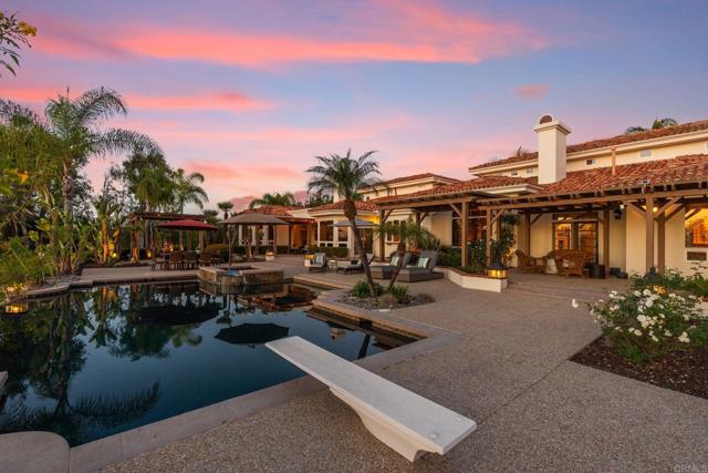 Detail Gallery Image 7 of 37 For 3368 Calle Margarita, Encinitas,  CA 92024 - 5 Beds | 6/1 Baths