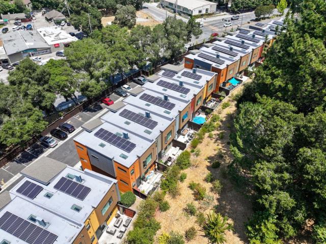 304 Thomas Terrace, Scotts Valley CA: https://media.crmls.org/mediaz/44329b02-cf28-4021-a789-44a91414c5d9.jpg