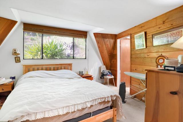 827 Valencia Road, Aptos CA: https://media.crmls.org/mediaz/44335c7f-7eb0-4974-a131-40c6dd6c9134.jpg
